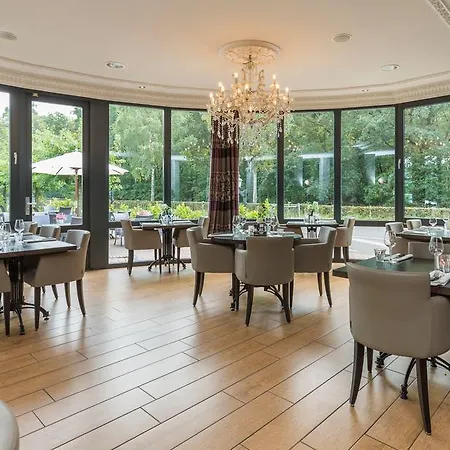Отель Fletcher Hotel-restaurant De Kempen Reusel