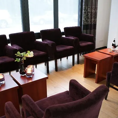 Отель Fletcher Hotel-restaurant De Kempen 3*