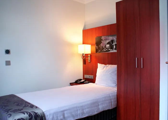 Fletcher Hotel-restaurant De Kempen 3*